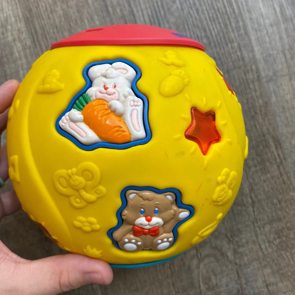 Vtech Little Smart Light-Up Baby Ball Yellow Musical Sensory Toy Rolling Toy VTG